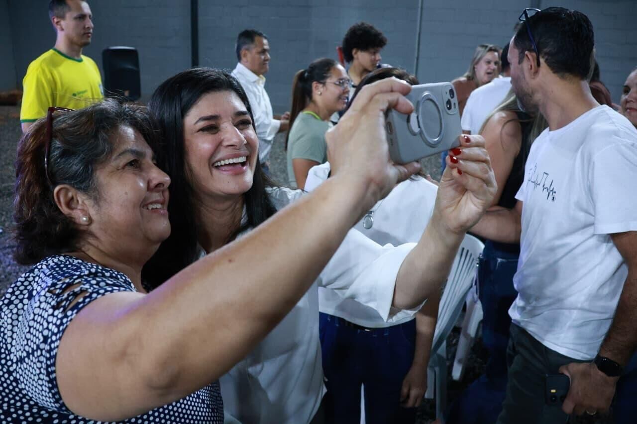 Ilustração da notícia Rose Modesto destaca trajetória pessoal e promete priorizar educação pública em Campo Grande da MS Todo dia