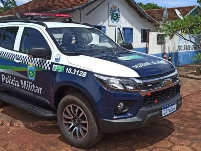 Imagem ilustrativa da matéria Mulher é presa após furtar moto, carteira e resistir à prisão em Aparecida do Taboado