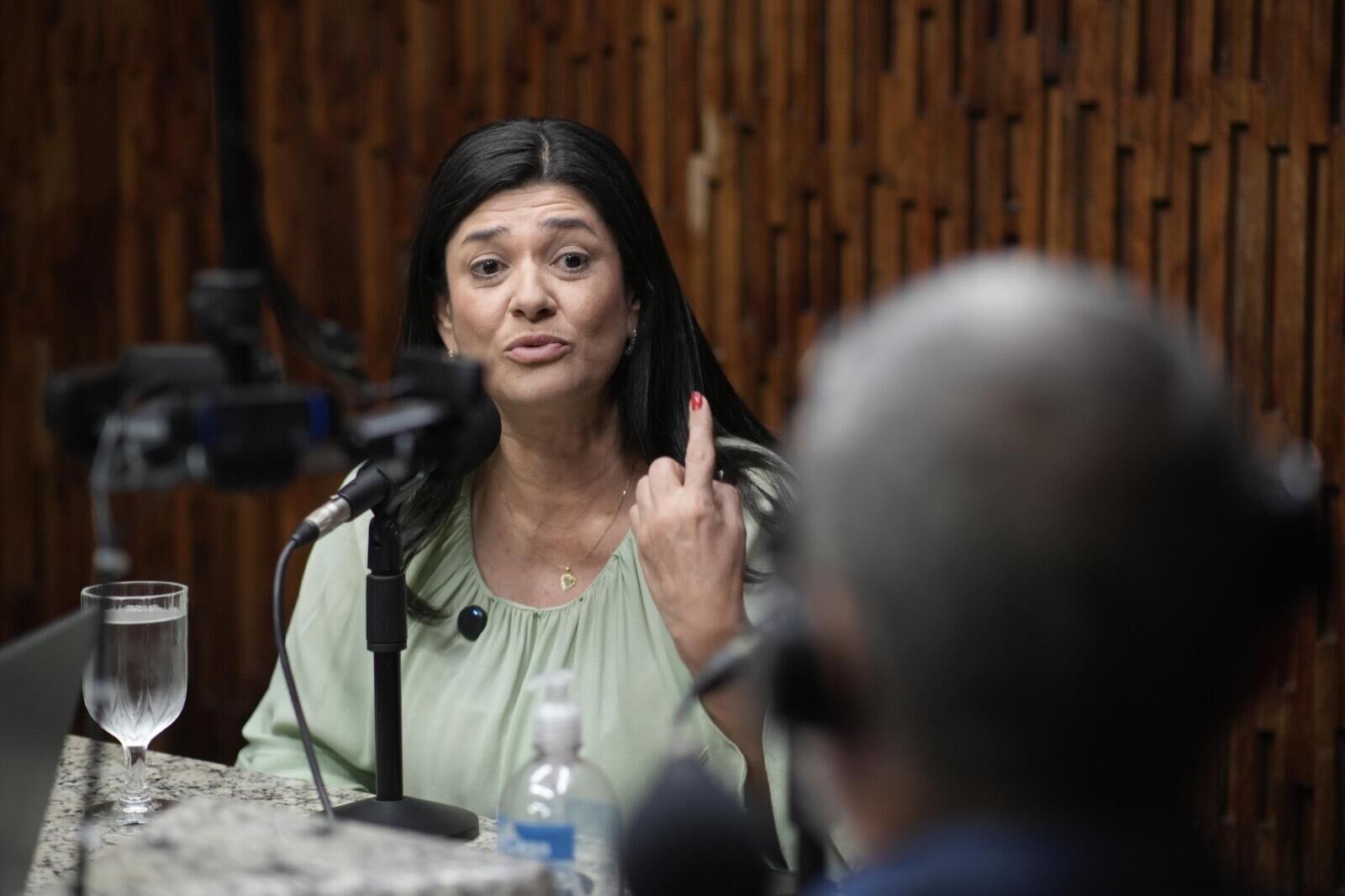 Ilustração da notícia Rose Modesto defende leis mais duras e rede de proteção contra feminicídio