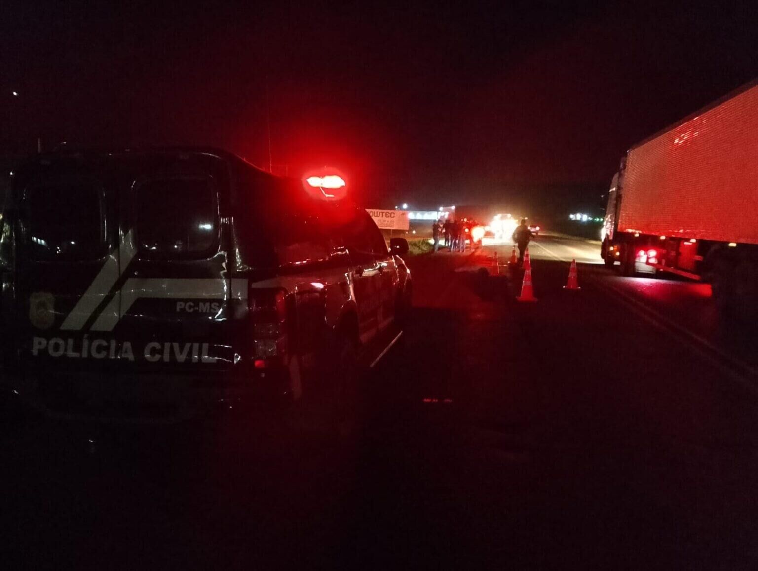 Imagem da notícia Homem morre após ser atropelado por carreta em Chapadão do Sul