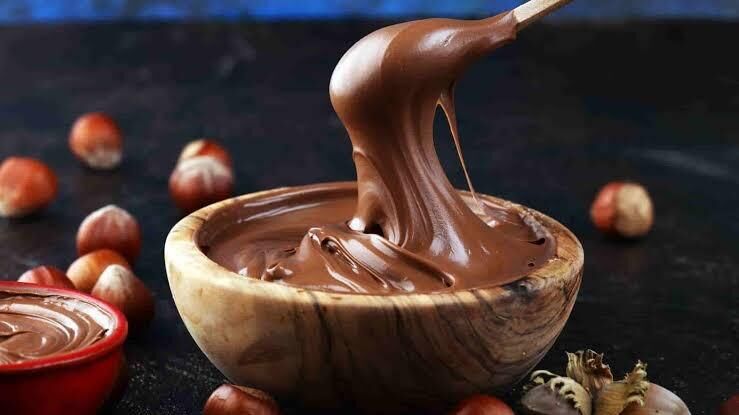 Ilustração da notícia Lanchinho escondido: homem coloca potes de Nutella na cueca e acaba preso em Cassilândia da MS Todo dia