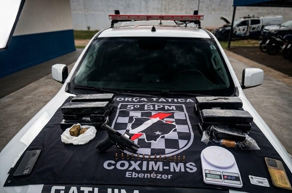 Ilustração da notícia Quarteto nada fantástico é preso com drogas e armas em Coxim da MS Todo dia