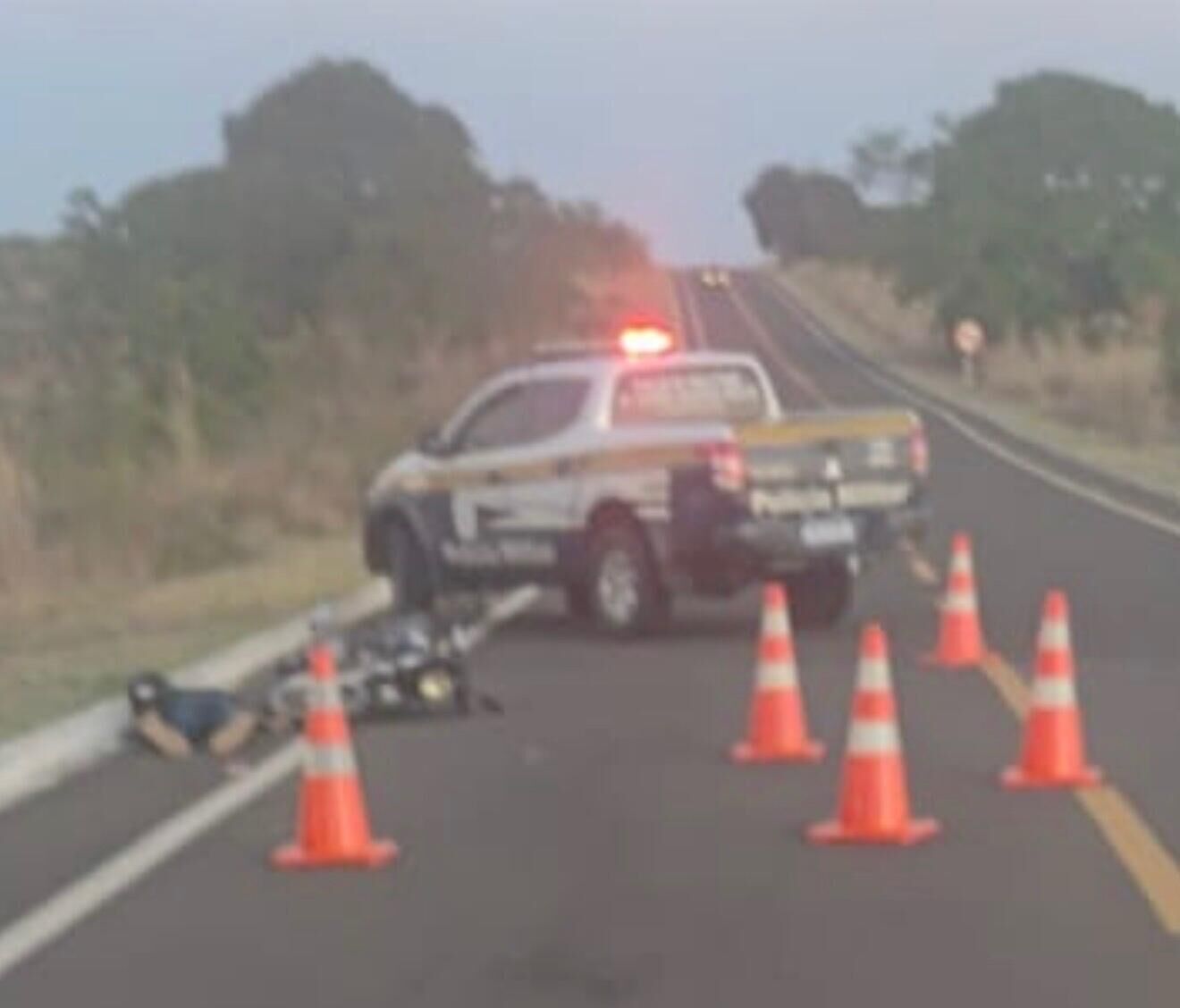 Imagem da notícia Confronto policial deixa dois mortos na rodovia entre Figueirão e Alcinópolis