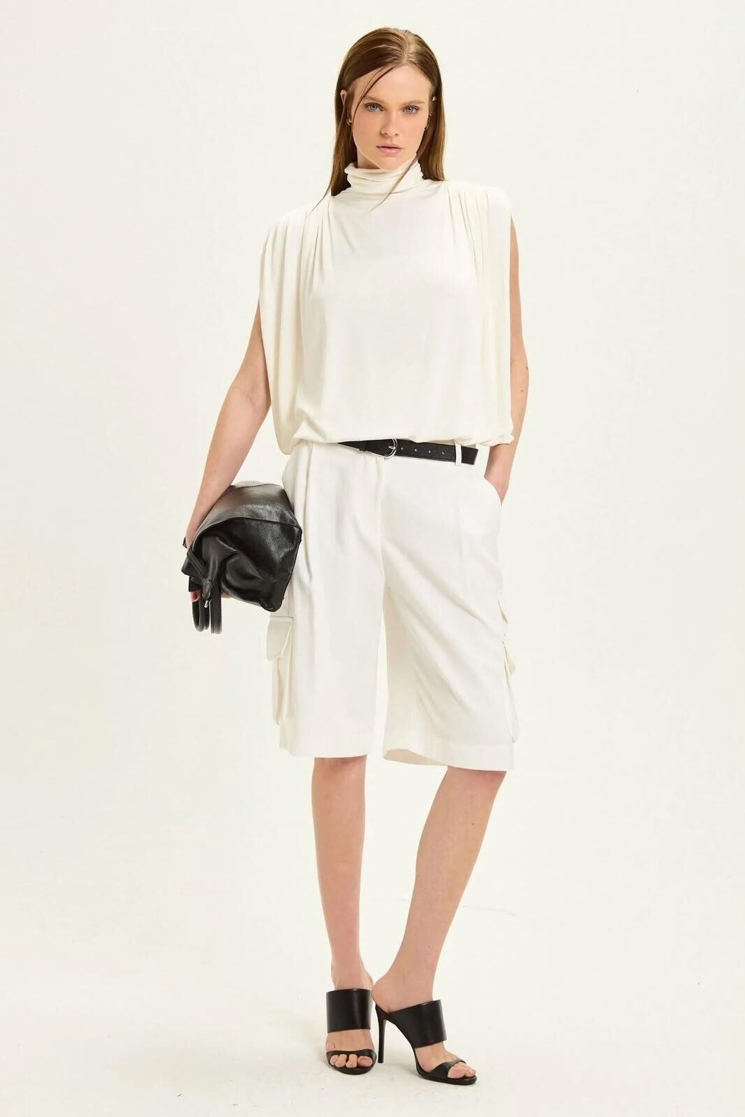 Imagem de Blusa Alê Off White Le Blog