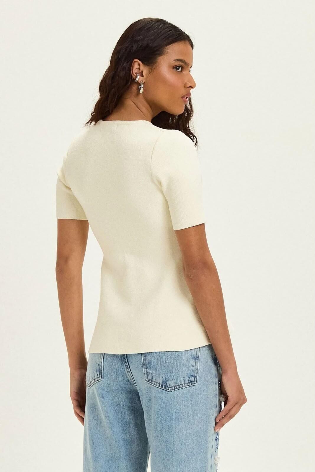 Imagem de Blusa Zoe Off White Le Blog