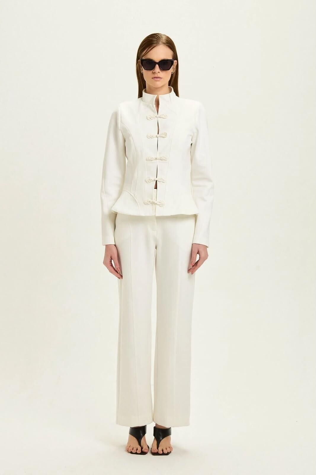 Imagem de Calça Fiorela Off White Le Blog