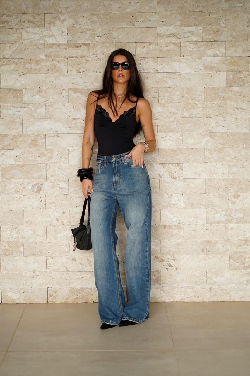 Imagem de Body Louise Preto Cloude