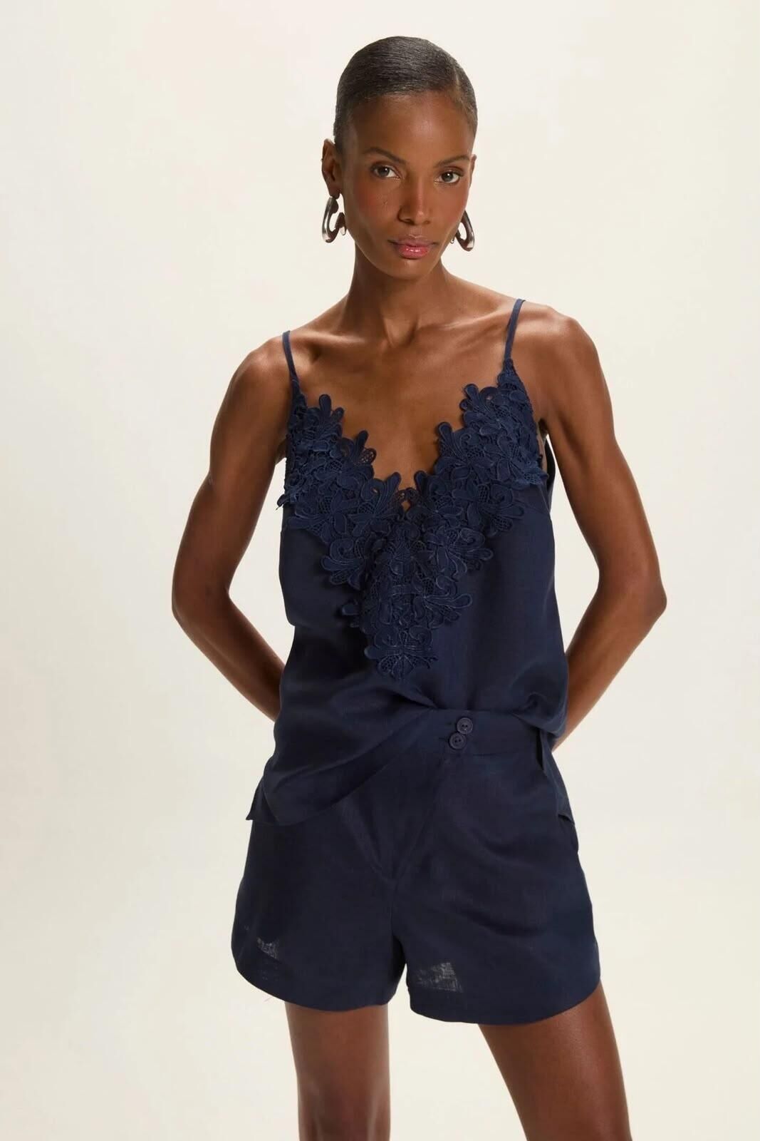 Imagem de Shorts Mika Navy Le Blog