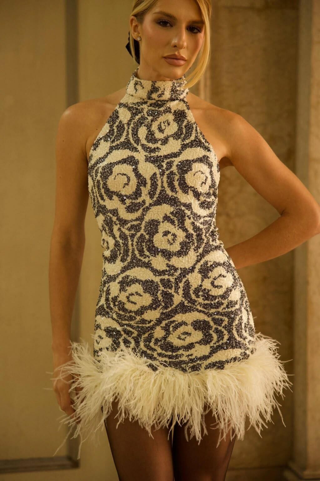Imagem de Vestido Míni Frente Única Closet De Luxe