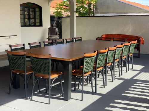 Imagem do produto Mesa Florença Industrial 380x150cm com Cadeira Milano / comporta até 16 cadeiras