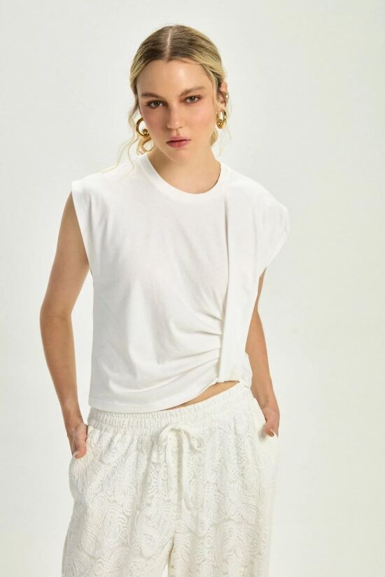 Imagem de Blusa Viviane Off White Le Blog
