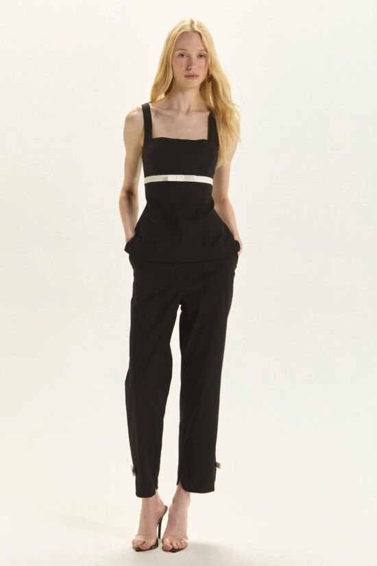 Imagem de Calça Lolita Preta Le Blog