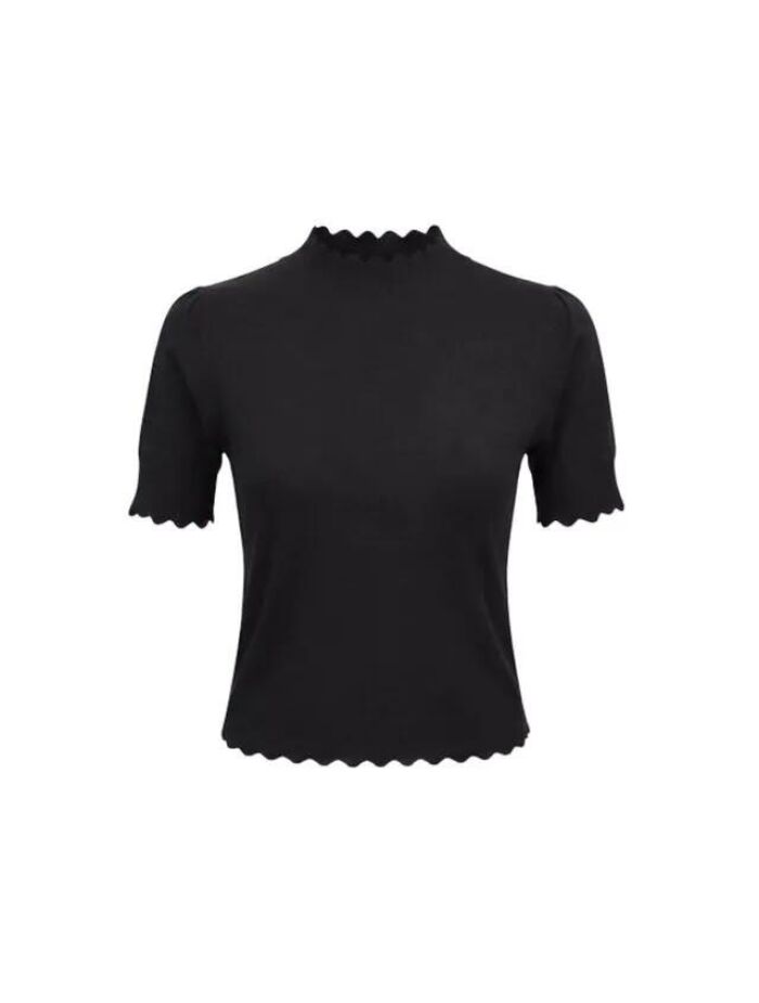 Imagem de Blusa Alena Preta Cloude