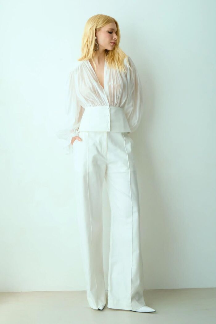 Imagem de Blusa Manga Longa Com Pala E Botões Off White Zen