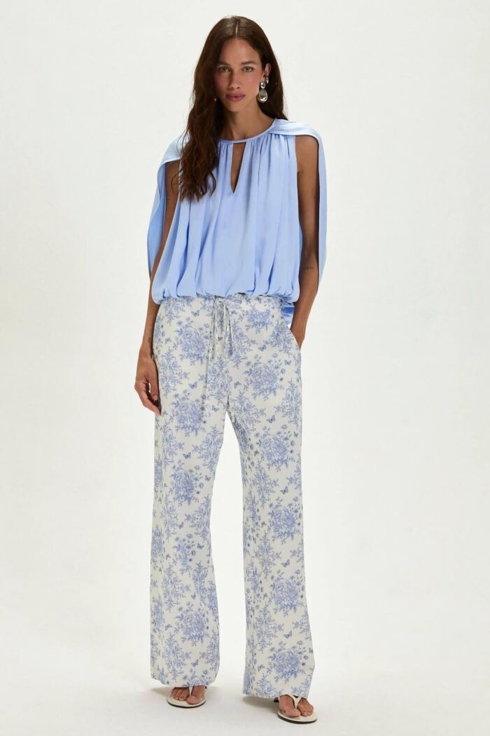 Imagem de Blusa Cecília Cloud Blue Le Blog