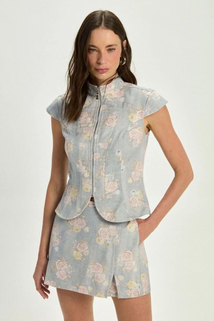 Imagem de Colete Maya Floral Stone Le Blog
