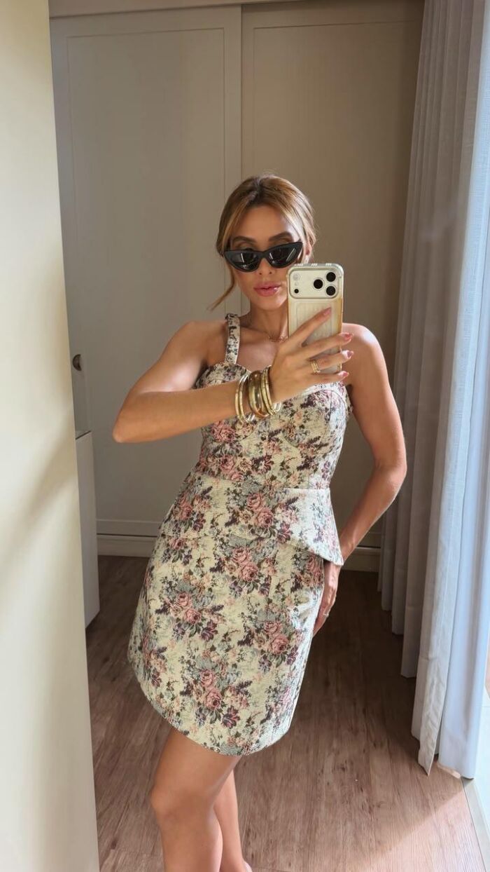 Imagem de Conjunto Leonor Jacquard Queen Couture