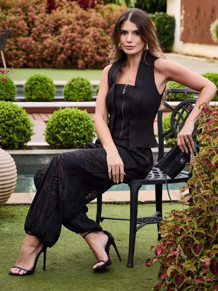 Imagem de Conjunto Crepe E Chiffon Devorê Preto Luzia Fazzolli