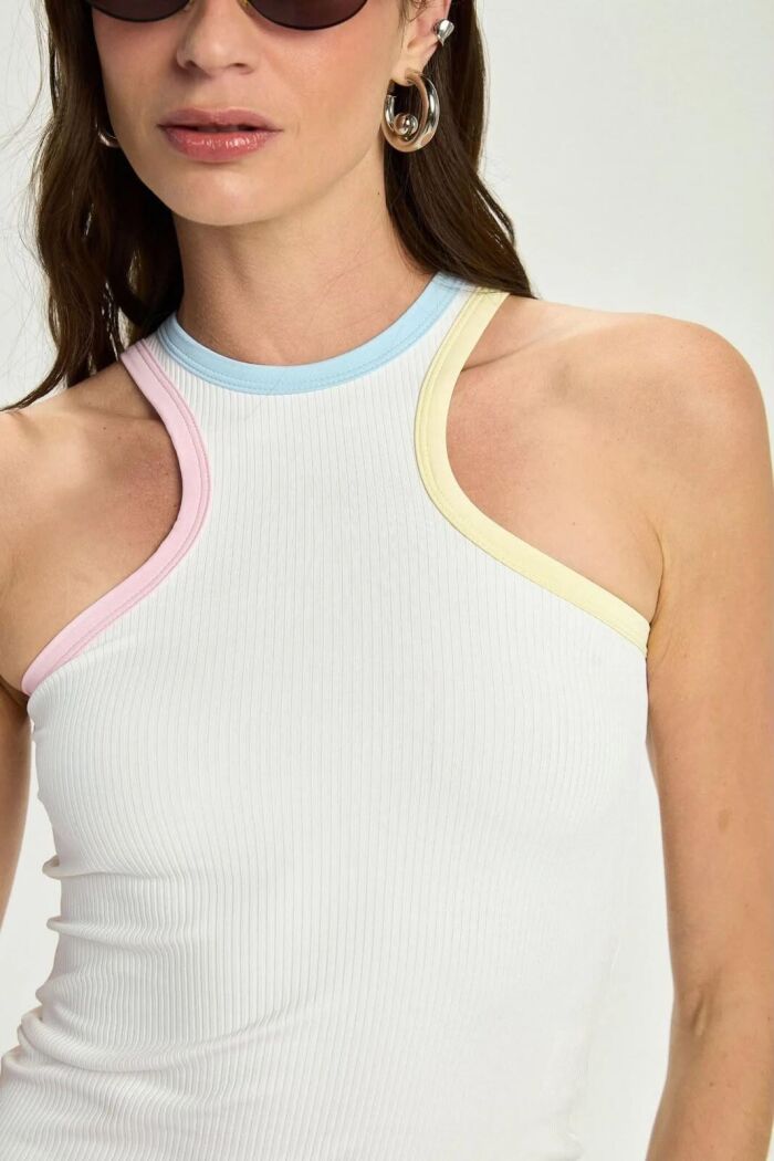 Imagem de Regata Alana Off White Le Blog
