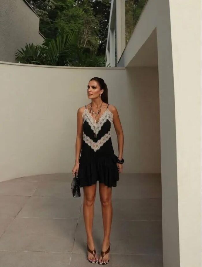 Imagem de Vestido Hollie Preto Cloude