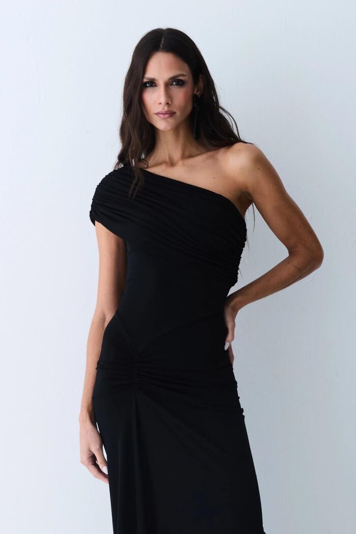 Imagem de Vestido Longo Franzidos Detalhe Frontal Um Ombro Só Preto Zen