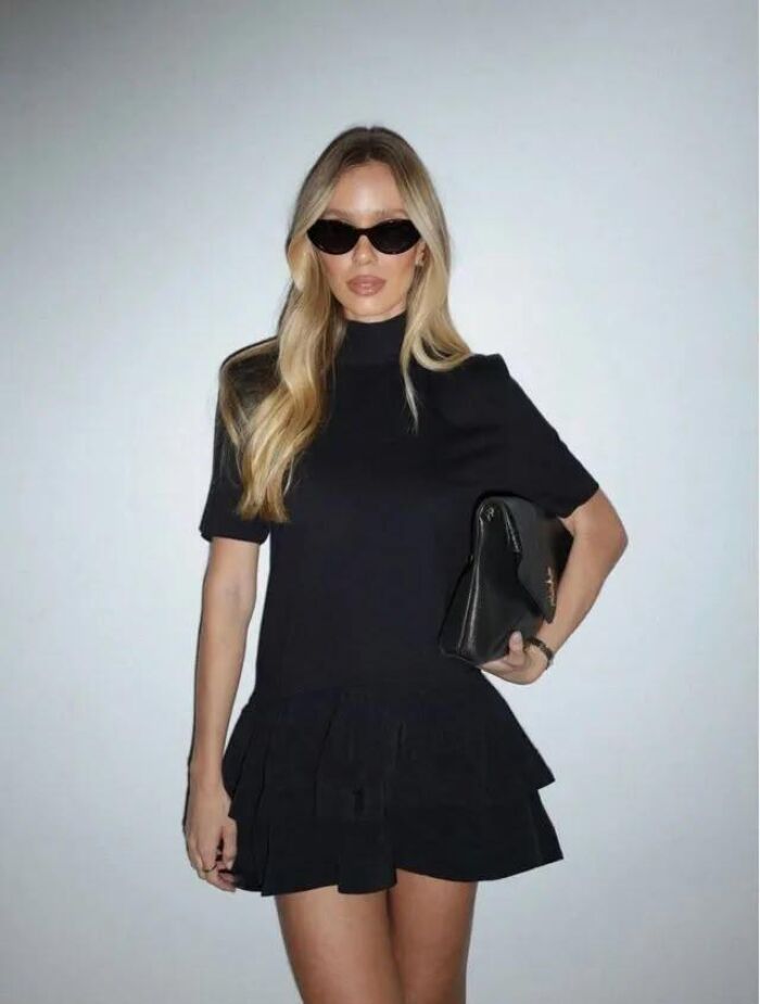 Imagem de Vestido Luana Babados Preto Cloude