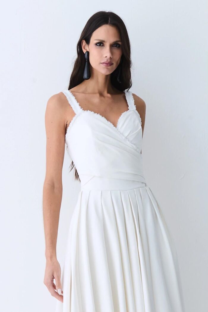 Imagem de Vestido Mídi Detalhe Decote E Alça Com Pregas E Saia Off White Zen