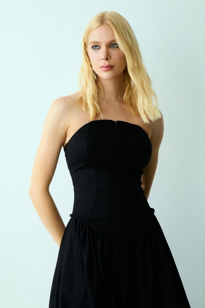 Imagem de Vestido Mídi Tomara Que Caia Zíper de Metal Frontal Preto Zen