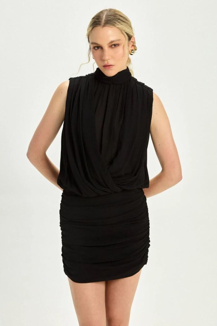 Imagem de Vestido Samara Preto Le Blog