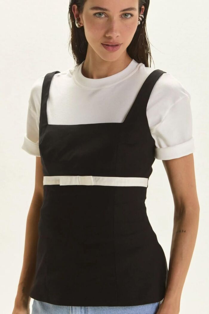 Imagem de Blusa Lolita Preta Le Blog