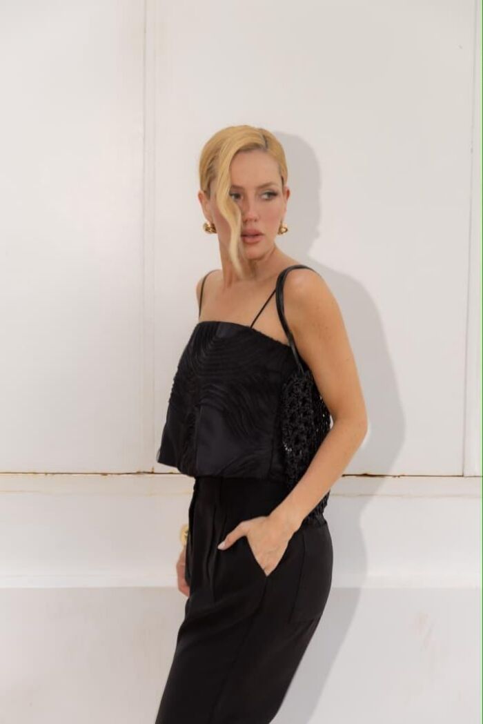 Imagem de Blusa Waves Preta Olívia