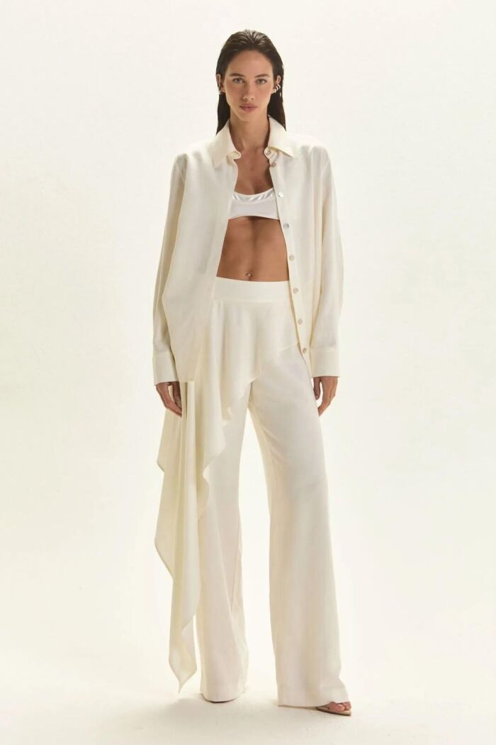 Imagem de Camisa Giovana Off White Le Blog