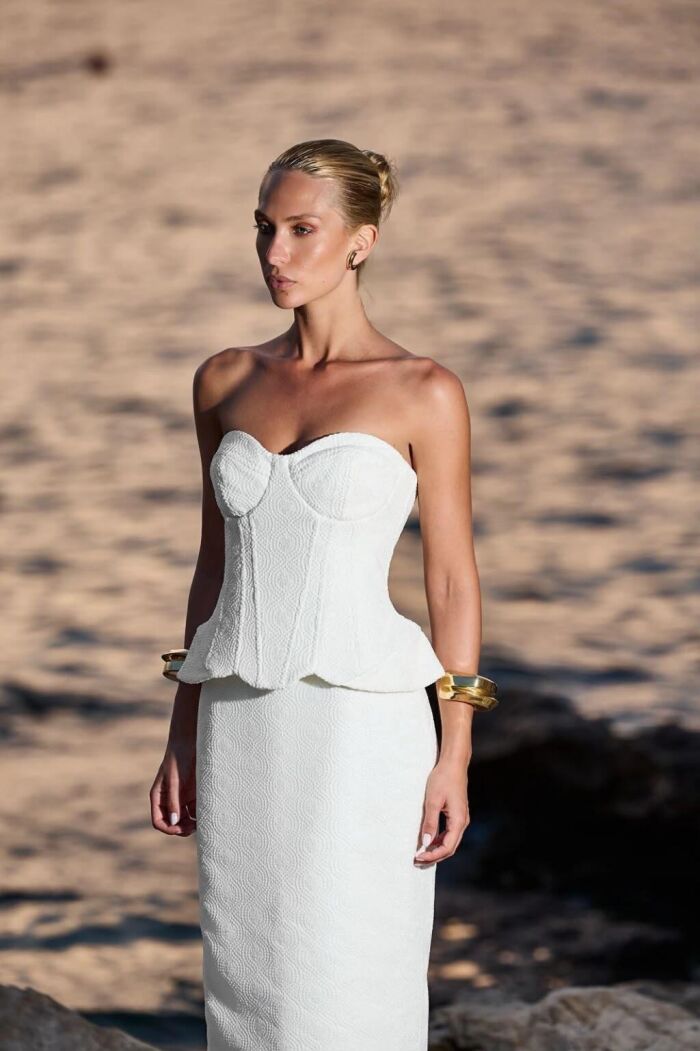 Imagem de Conjunto Voil Bordado Corset Tomara Que Caia E Saia Mídi Off White Closet De Luxe