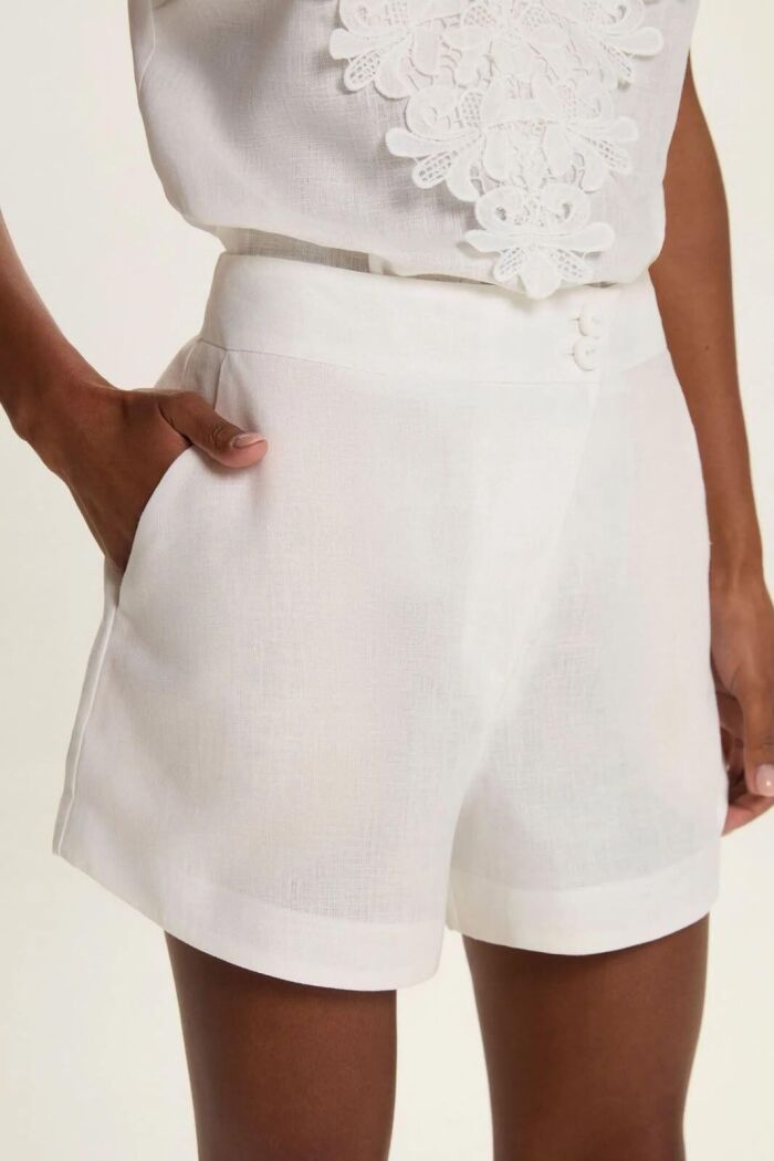 Imagem de Shorts MIka Off White Le Blog