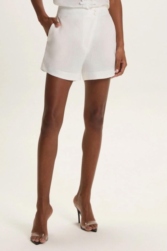 Imagem de Shorts MIka Off White Le Blog