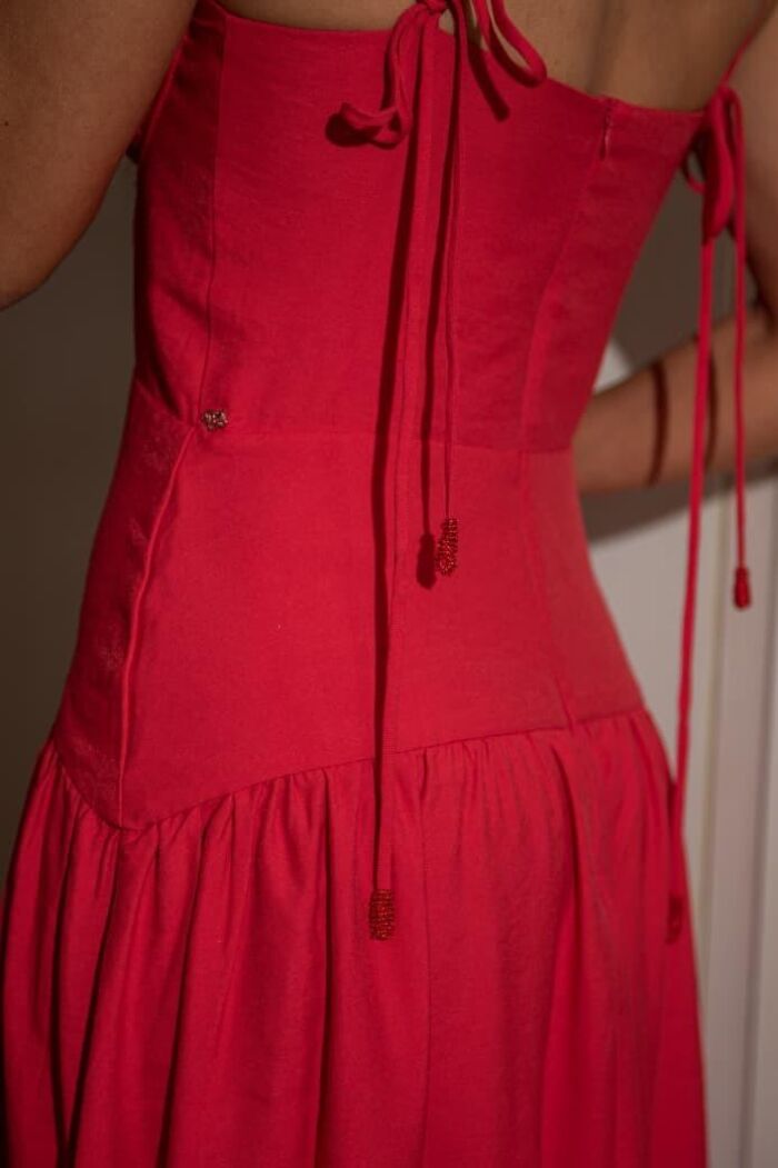 Imagem de Vestido Mídi Red Olívia