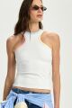Imagem adicional 2 do item Regata Alana Off White Le Blog