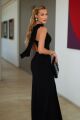 Imagem adicional 2 do item Vestido Longo Decote V Abertura Costas E Capa Preto Zen
