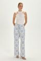 Imagem adicional 4 do item Regata Celina Off White Le Blog