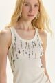 Imagem adicional 1 do item Regata Stephanie Off White Le Blog