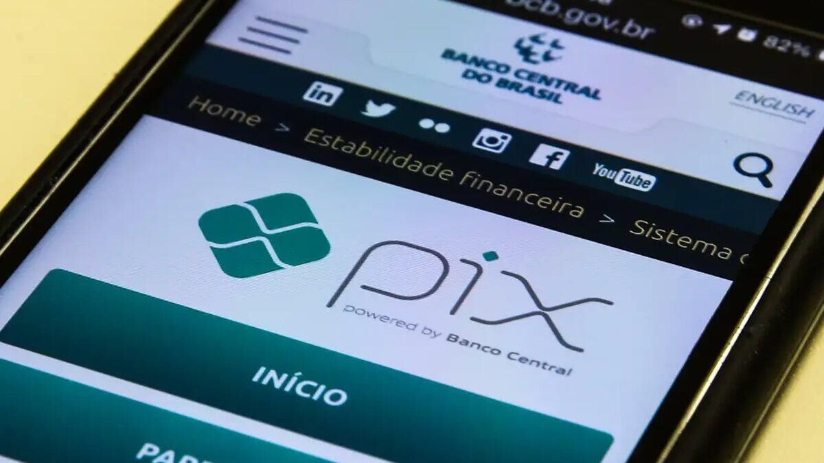 Imagem da notícia Senado aprova pagamento automático de pensão alimentícia descontado em folha