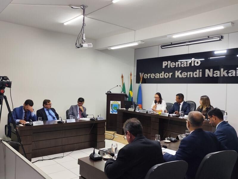Imagem da notícia Vereadores aprovam projetos e oficializam nova identidade visual da Câmara de Paraíso das Águas