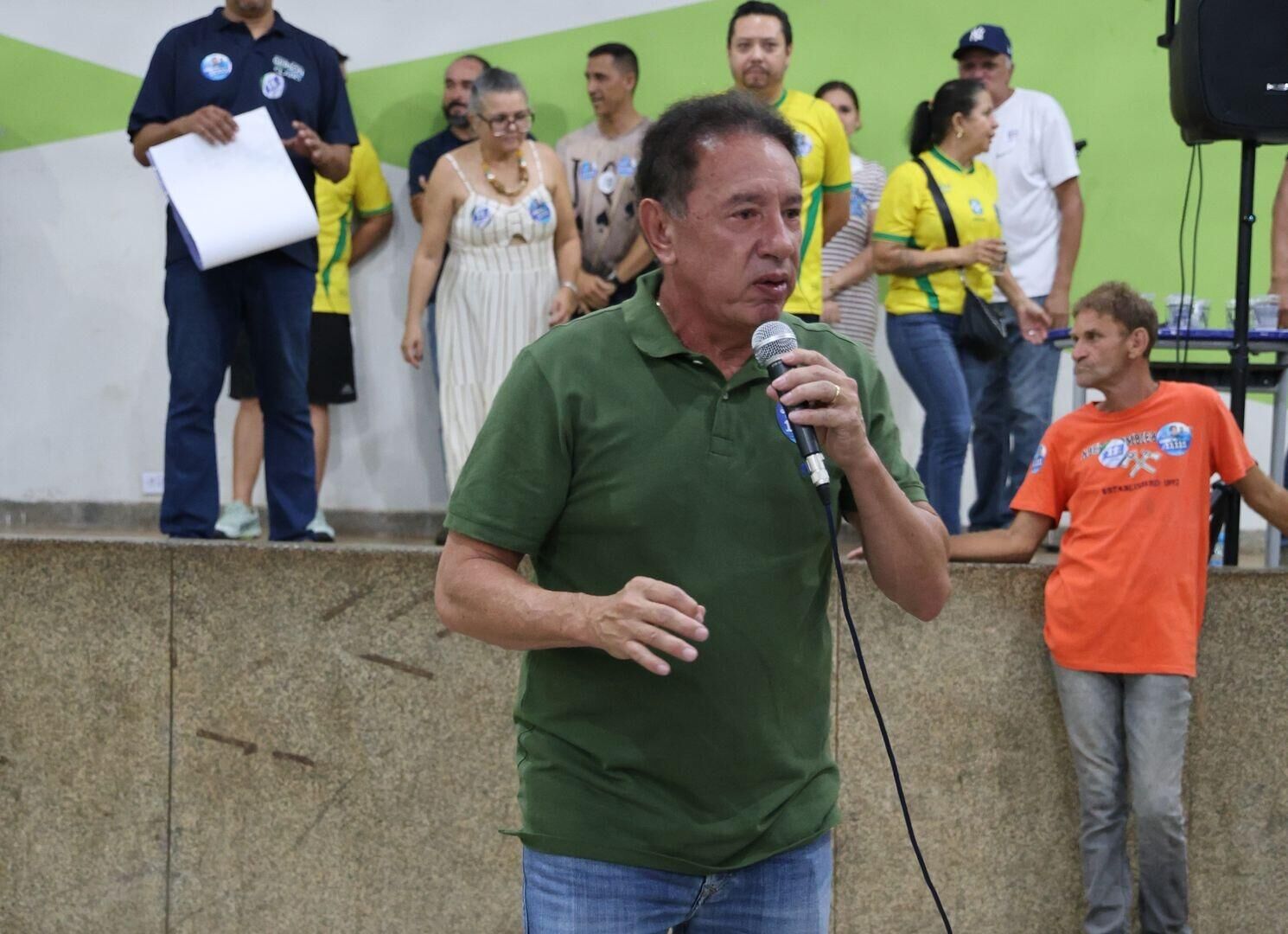 Ilustração da notícia Gerson Claro defende saúde, empregos e educação durante encontro com a população