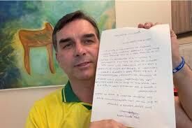 Imagem ilustrativa da matéria Moraes suspende visitas de Flávio Bolsonaro ao pai por 90 dias após divulgação de carta