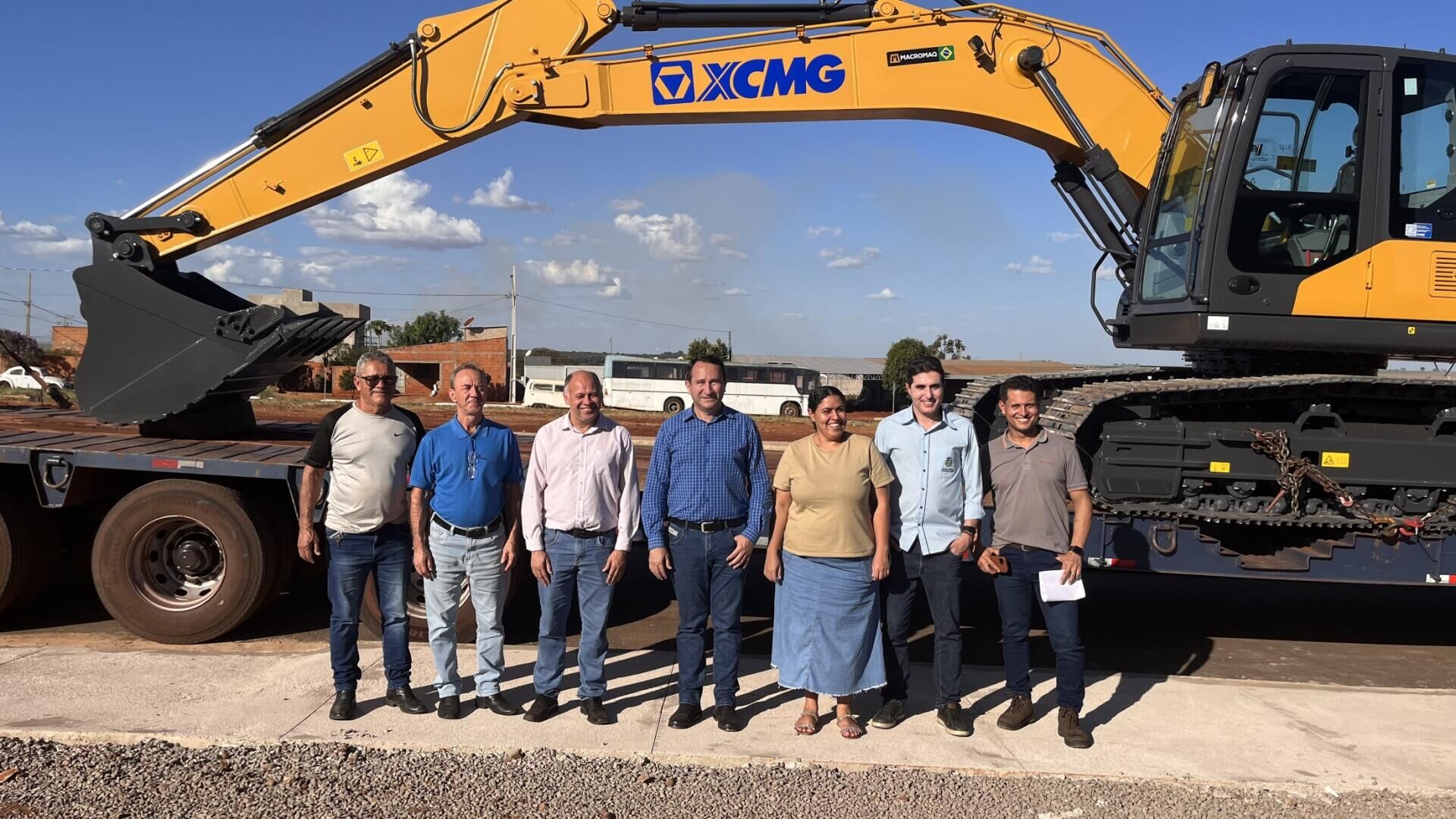 Imagem da notícia Paraíso das Águas recebe segunda escavadeira de R$ 693 mil para reforçar estradas rurais
