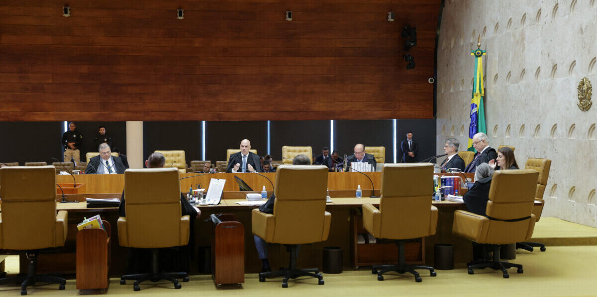 Imagem da notícia STF decide que absolvição criminal não encerra ação de improbidade de forma automática
