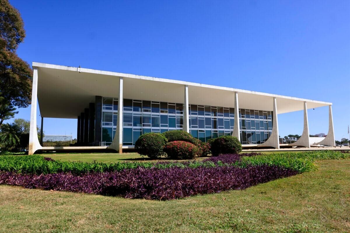 Imagem da notícia STF invalida norma de Santa Catarina que criava regras impositivas para repasse mensal de recursos da saúde