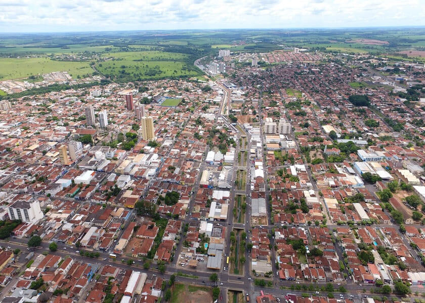 Imagem Cidade - Limpeza e Faxina - Maria Brasileira