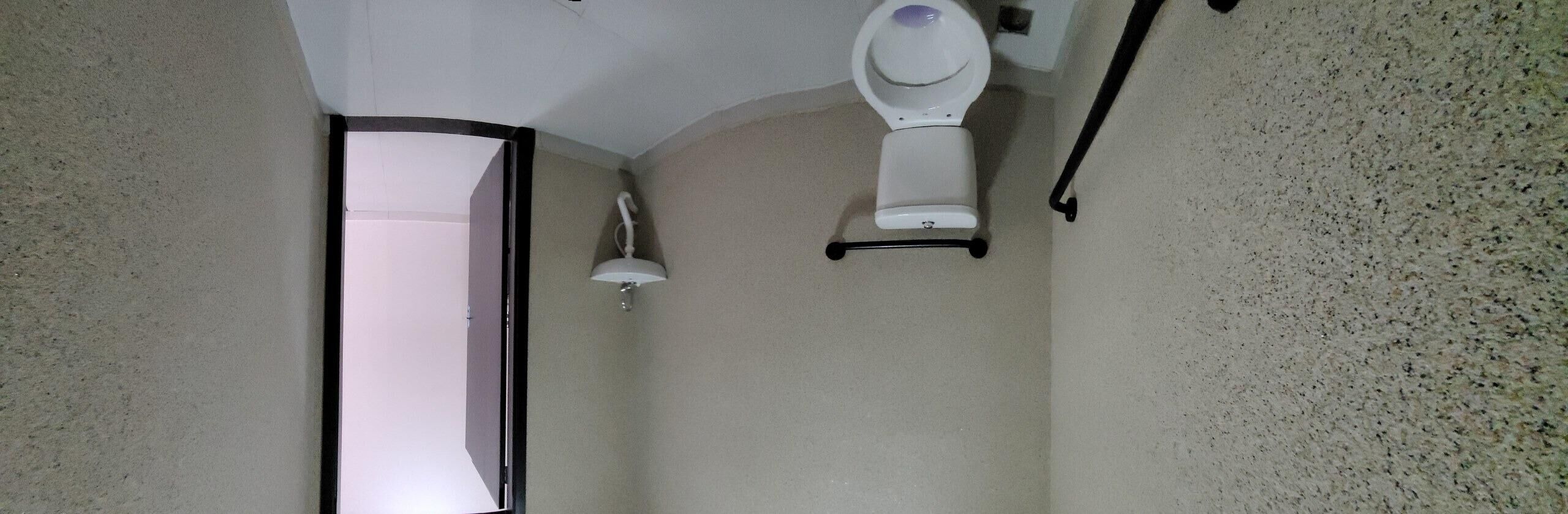 Panorâmica interna da sala comercial de 38 m² na Galeria Marckert