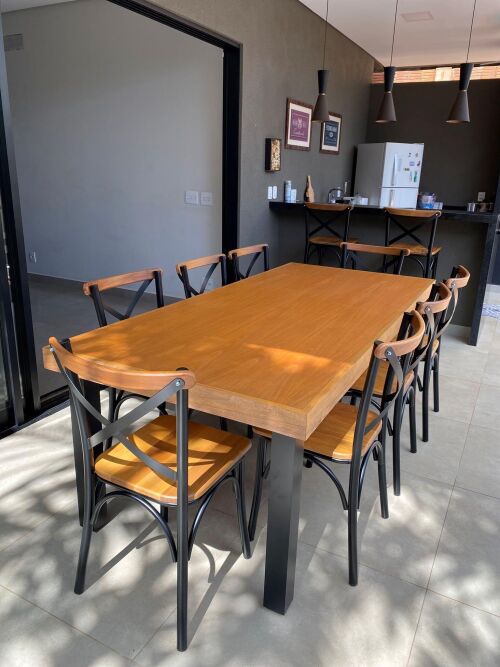 Imagem do produto Mesa Industrial Florença Tampo Caixote 200x100 com Cadeiras Paris Alumínio